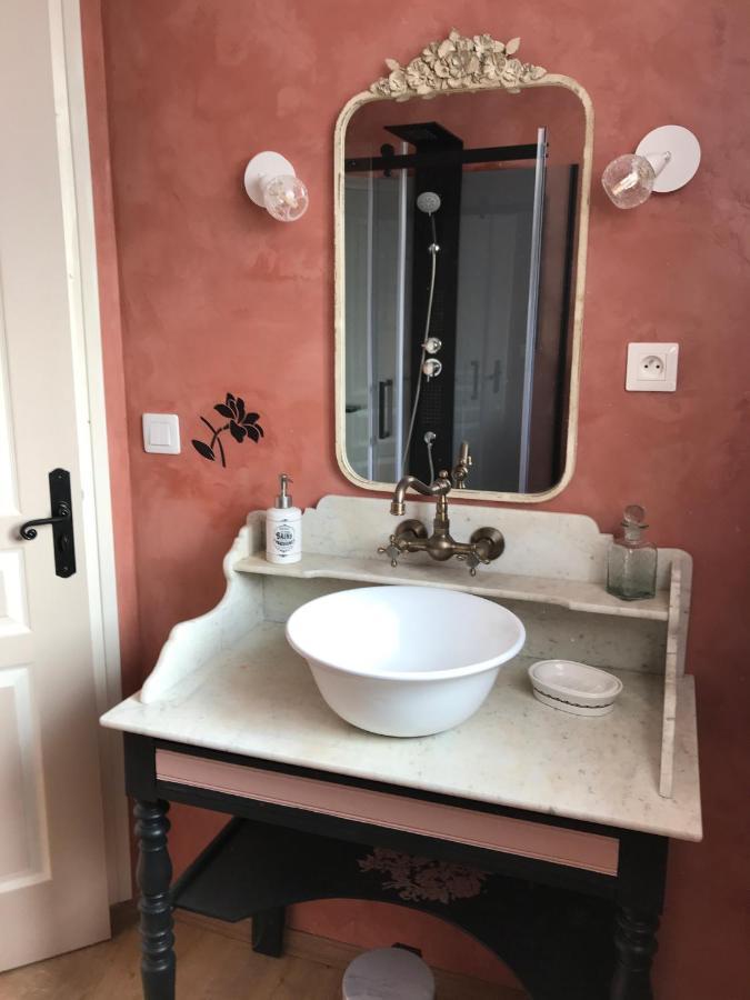 LA PETITE OIE La chambre des TISSERANDS Ménil-Hubert-sur-Orne Extérieur photo
